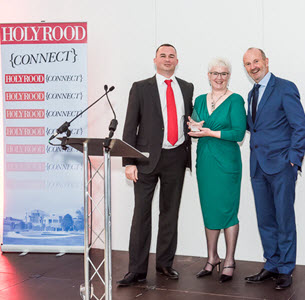 Senior Project Manager Paula Brown (SEPA) picking up the Holyrood ICT award on behalf of SEWeb Project Board and Delivery Team